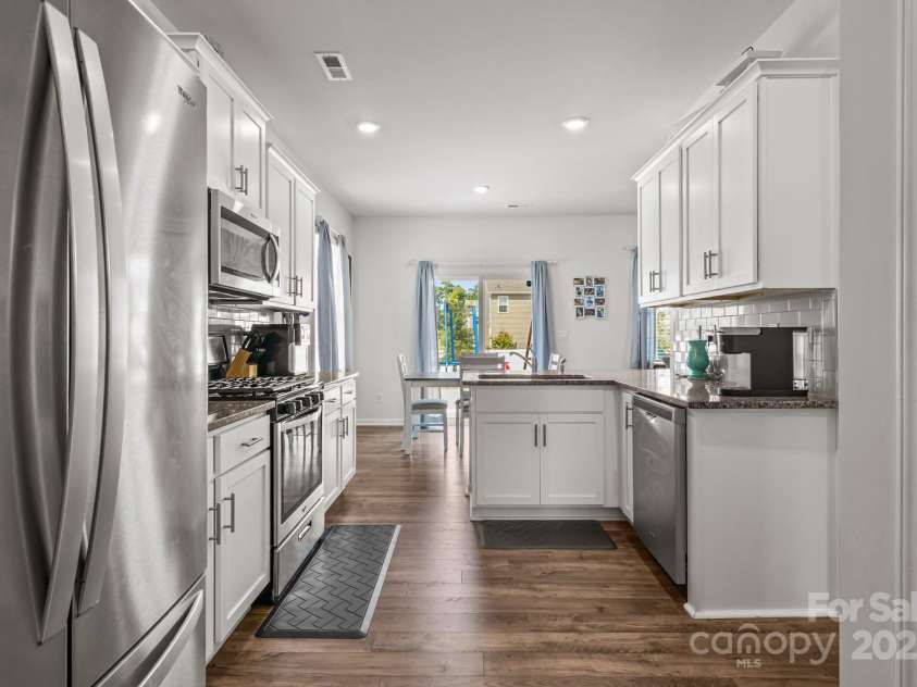 7172 Teague Drive, Gastonia, NC 28056.  MLS# CAR4280646, YatesRealty ID 31425. 