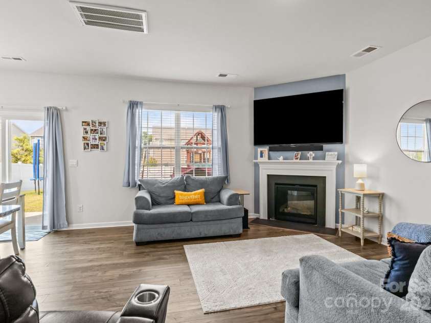 7172 Teague Drive, Gastonia, NC 28056.  MLS# CAR4280646, YatesRealty ID 31425. 