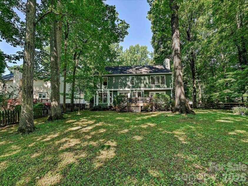 8717 Doe Path Lane, Huntersville, NC 28078.  MLS# CAR4395011, YatesRealty ID 31426. Back Yard