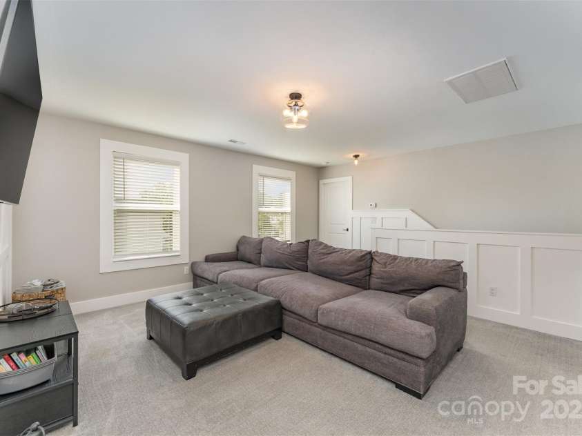421 Tayberry Lane, Fort Mill, SC 29715.  MLS# CAR4286500, YatesRealty ID 31427. 