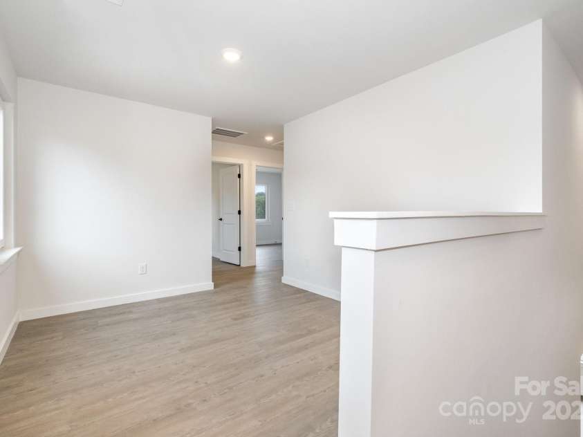 729 32nd Street, Conover, NC 28613.  MLS# CAR4285385, YatesRealty ID 31428. 