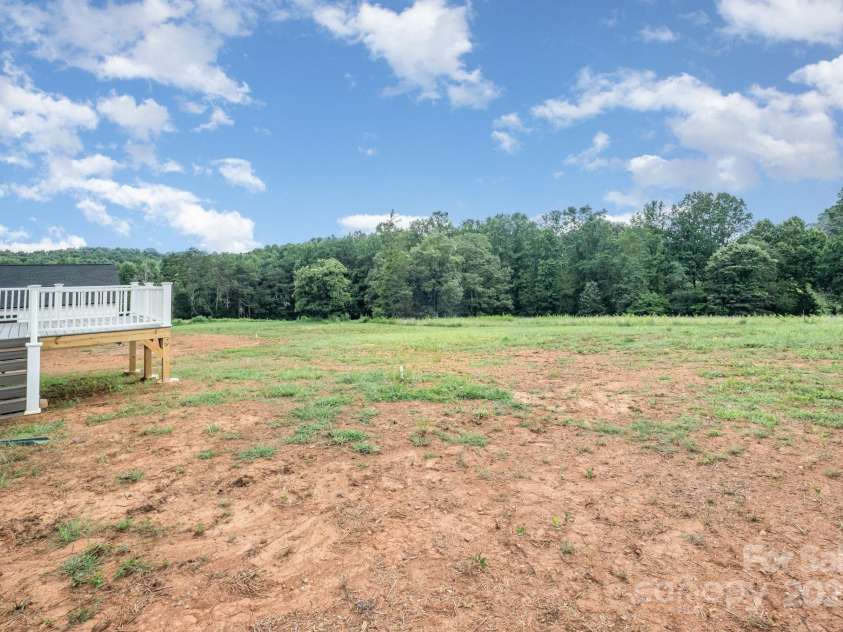 729 32nd Street, Conover, NC 28613.  MLS# CAR4285385, YatesRealty ID 31428. 