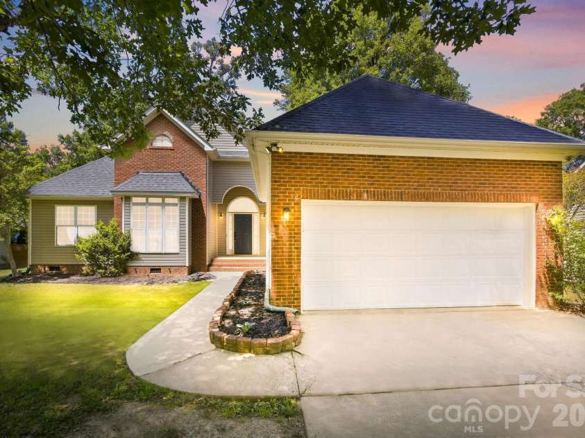 3208 Continental Drive, Monroe, NC 28110.  MLS# CAR4381775, YatesRealty ID 31429. 
