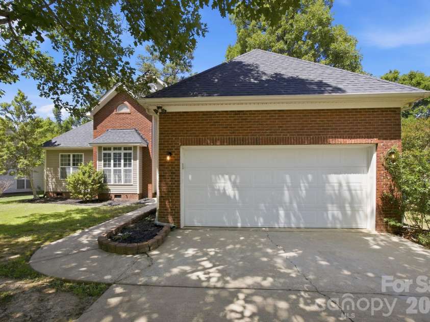 3208 Continental Drive, Monroe, NC 28110.  MLS# CAR4381775, YatesRealty ID 31429. 
