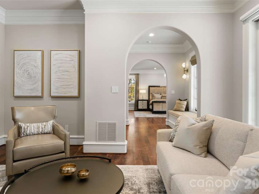 316 Braeside Court, Asheville, NC 28803.  MLS# CAR4198099, YatesRealty ID 3143. Parlor room off of the primary bedroom