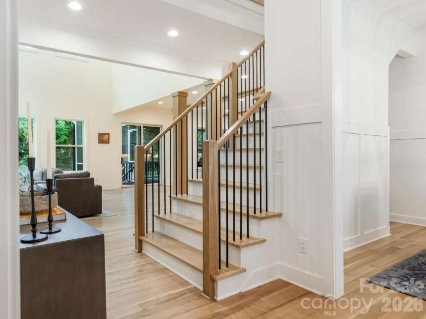 3601 Woody Grove Lane, Charlotte, NC 28210.  MLS# CAR4380181, YatesRealty ID 31430. Entry