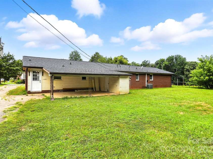 1351-1353 33rd Street, Conover, NC 28613.  MLS# CAR4286802, YatesRealty ID 31432. 