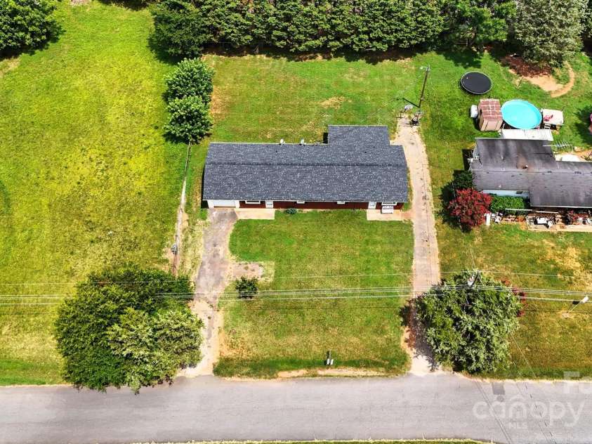 1351-1353 33rd Street, Conover, NC 28613.  MLS# CAR4286802, YatesRealty ID 31432. 