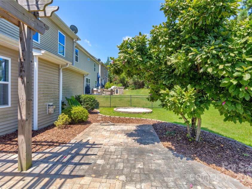 1325 Grantwood Avenue, Concord, NC 28027.  MLS# CAR4272651, YatesRealty ID 31434. 