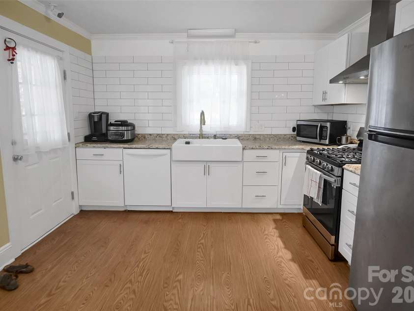 712 Home Trail, Gastonia, NC 28052.  MLS# CAR4392728, YatesRealty ID 31434. 