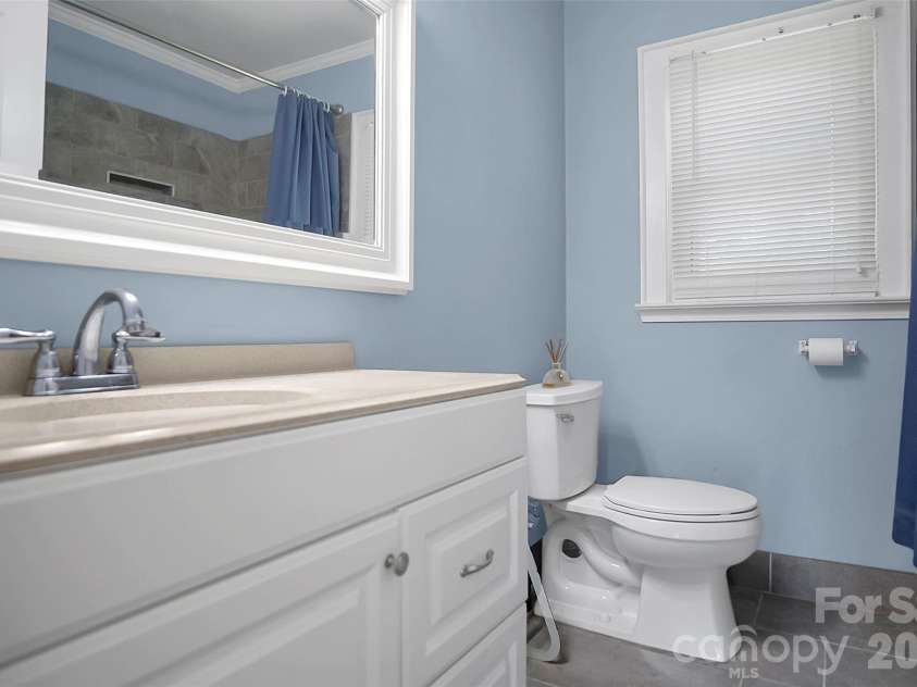 712 Home Trail, Gastonia, NC 28052.  MLS# CAR4392728, YatesRealty ID 31434. 