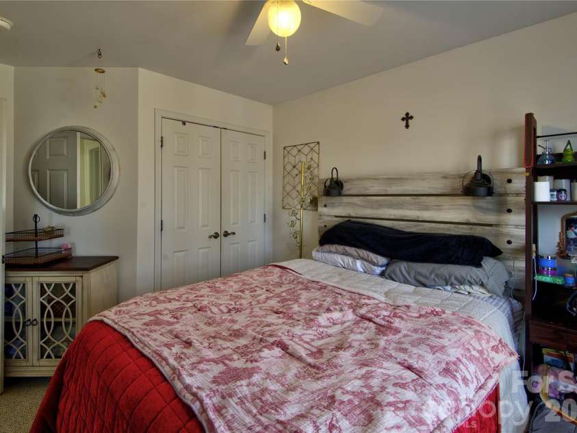 115 Park Vista Drive, Troutman, NC 28166.  MLS# CAR4347343, YatesRealty ID 31435. 