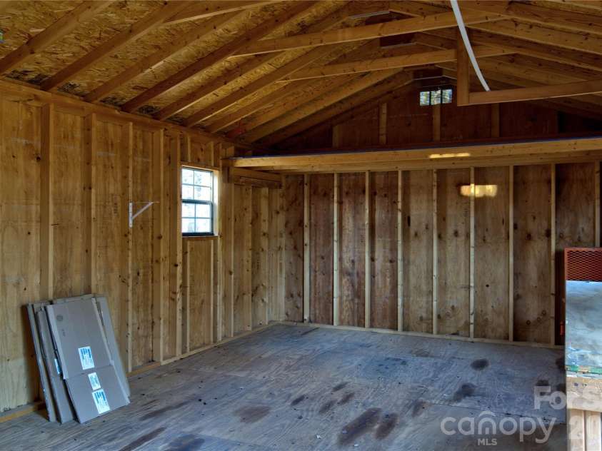 115 Park Vista Drive, Troutman, NC 28166.  MLS# CAR4347343, YatesRealty ID 31435. 