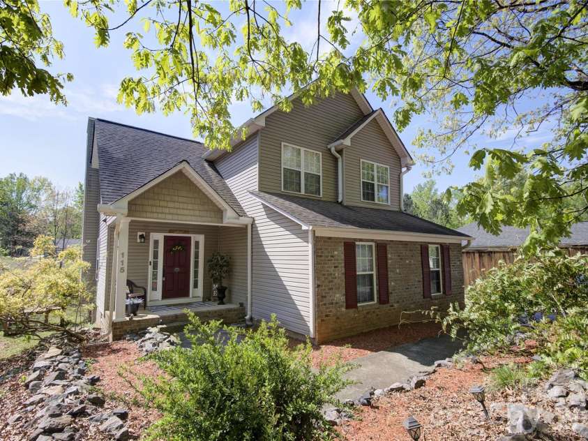 115 Park Vista Drive, Troutman, NC 28166.  MLS# CAR4347343, YatesRealty ID 31435. 