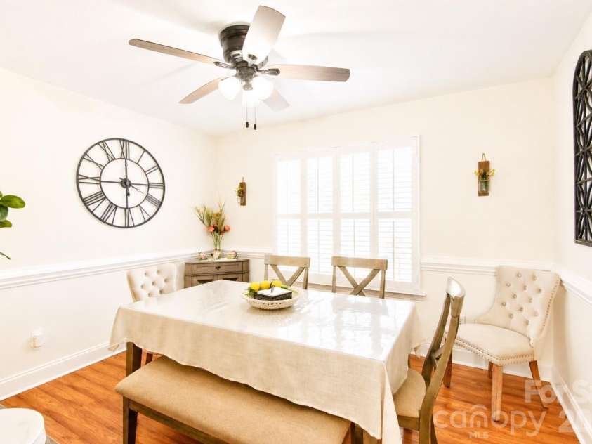 115 Park Vista Drive, Troutman, NC 28166.  MLS# CAR4347343, YatesRealty ID 31435. 