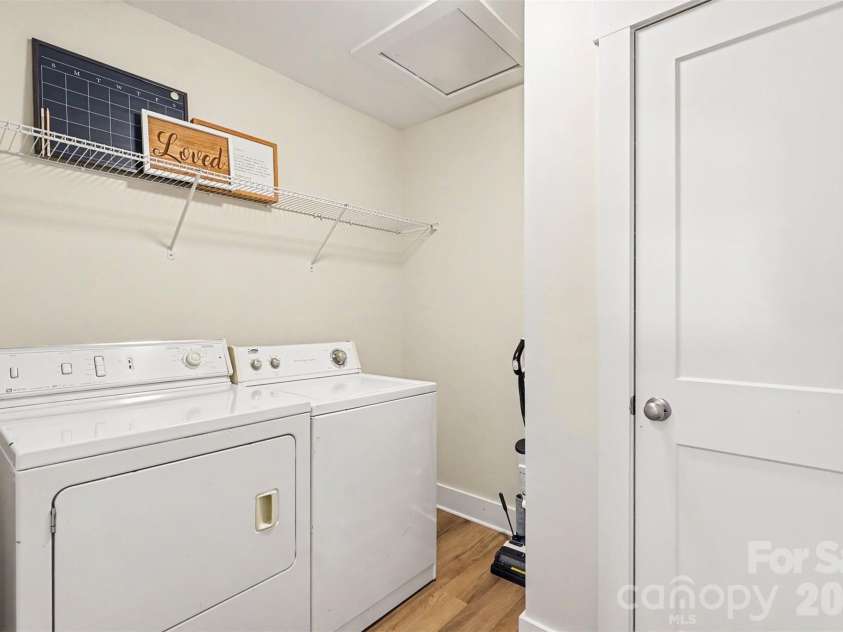 108 Marion Street, Lancaster, SC 29720.  MLS# CAR4391774, YatesRealty ID 31436. Laundry Room off of kitchen