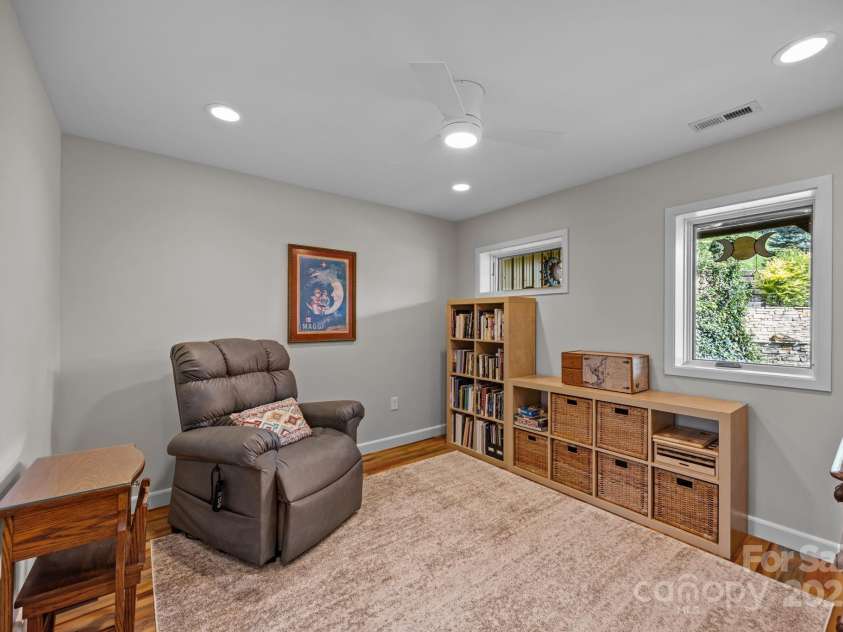 593 Buck Ridge Road, Waynesville, NC 28785.  MLS# CAR4288418, YatesRealty ID 31437. 