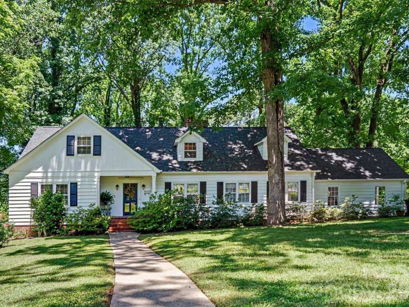613 Ridge Street, Kings Mountain, NC 28086.  MLS# CAR4390159, YatesRealty ID 31438. 
