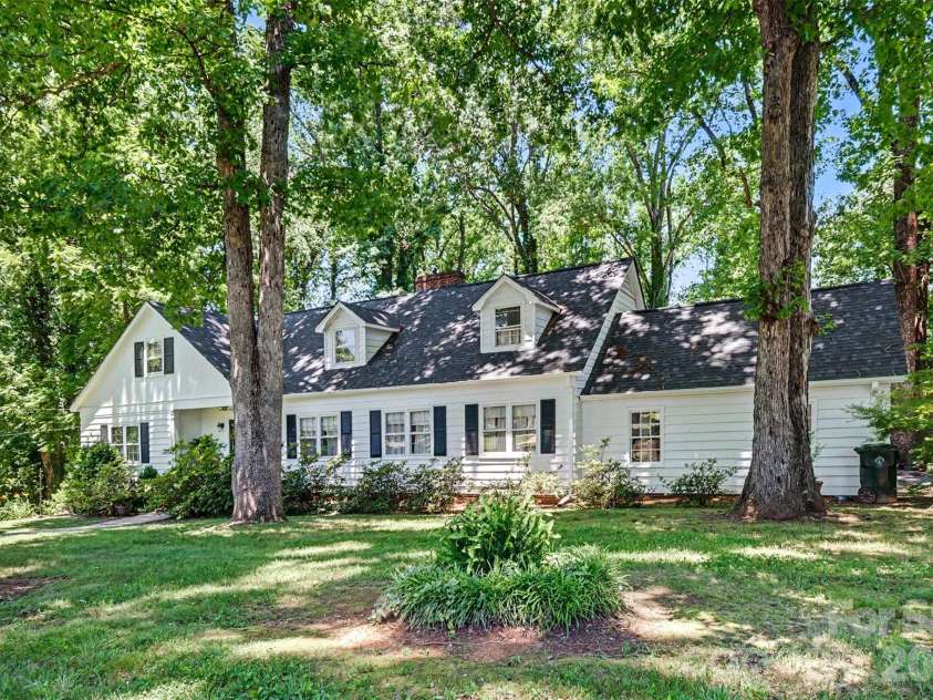613 Ridge Street, Kings Mountain, NC 28086.  MLS# CAR4390159, YatesRealty ID 31438. 