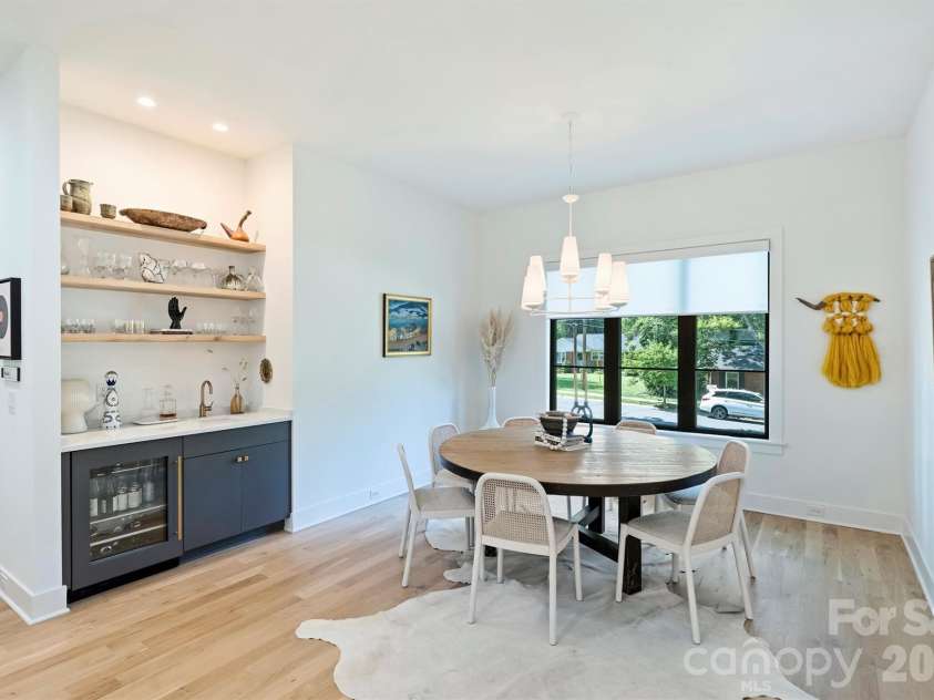 1241 Heather Lane, Charlotte, NC 28209.  MLS# CAR4391478, YatesRealty ID 31440. Dining Area