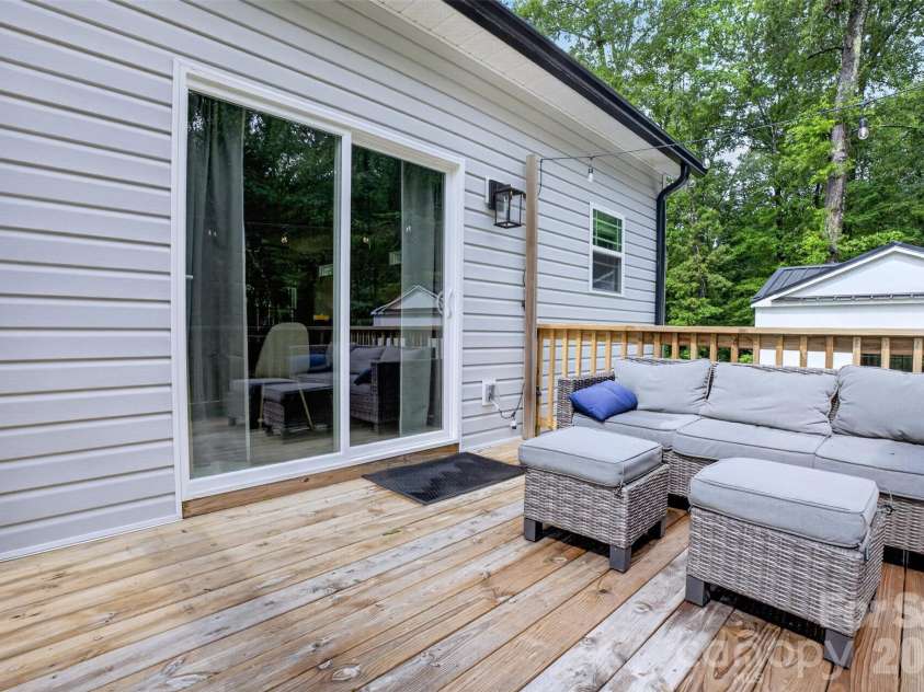 1436 Panther Road, Lancaster, SC 29720.  MLS# CAR4394628, YatesRealty ID 31442. 