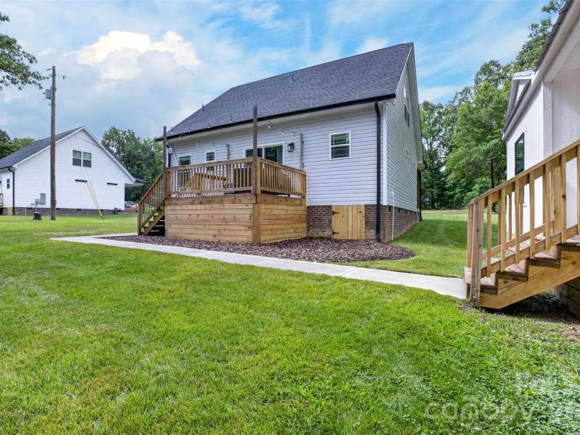 1436 Panther Road, Lancaster, SC 29720.  MLS# CAR4394628, YatesRealty ID 31442. 