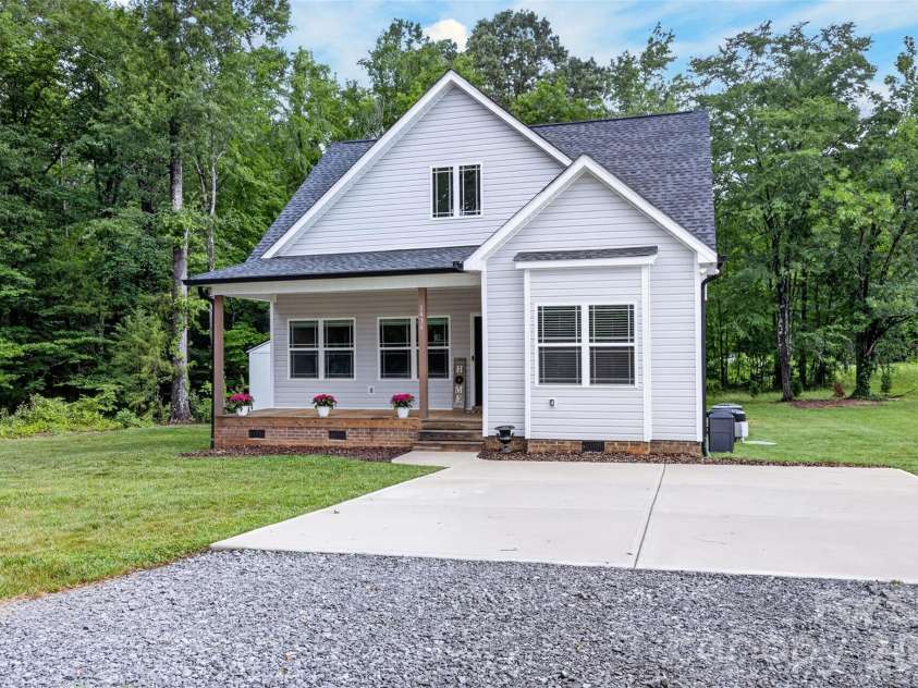 1436 Panther Road, Lancaster, SC 29720.  MLS# CAR4394628, YatesRealty ID 31442. 