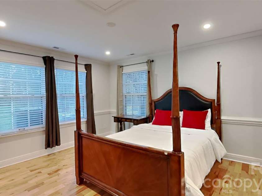 1551 Merriman Avenue, Charlotte, NC 28203.  MLS# CAR4394840, YatesRealty ID 31443. 