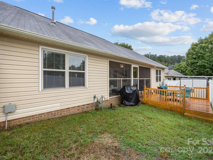 315 Hidden Creek Circle, Salisbury, NC 28147.  MLS# CAR4290297, YatesRealty ID 31444. 