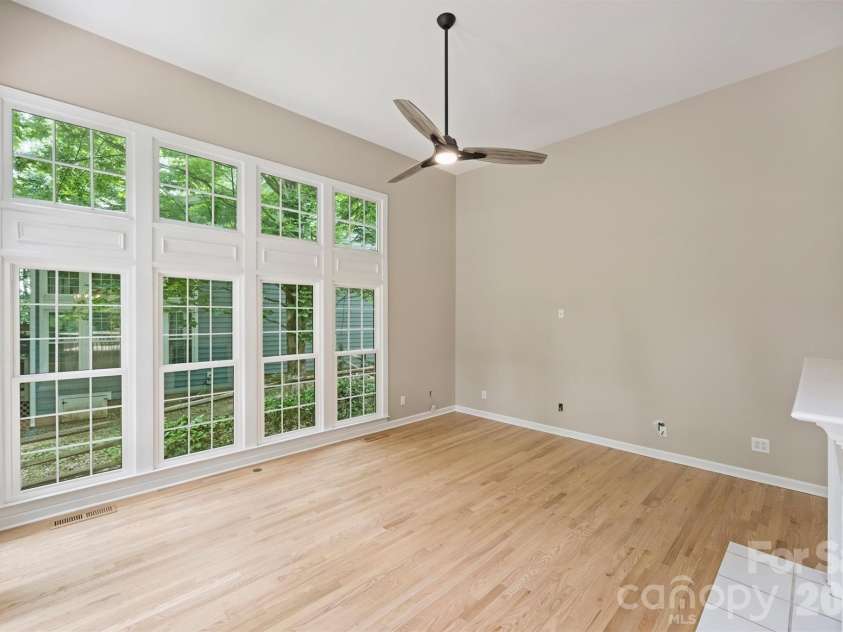 5317 Fairvista Drive, Charlotte, NC 28269.  MLS# CAR4393262, YatesRealty ID 31445. 