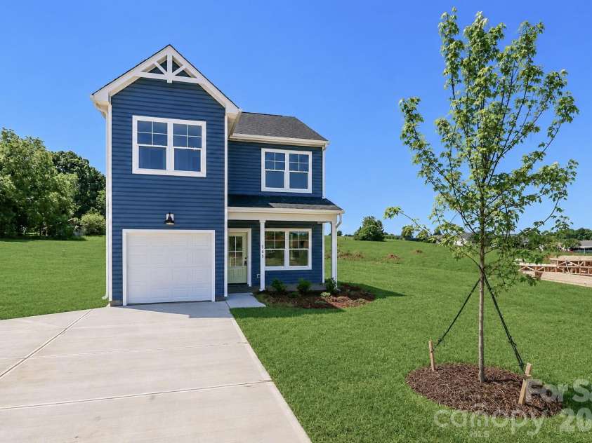 102 SIXTH Avenue, Hildebran, NC 28602.  MLS# CAR4393927, YatesRealty ID 31446. 