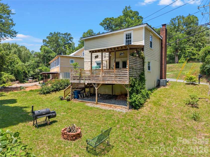 144 Howard Street, Tryon, NC 28782.  MLS# CAR4393484, YatesRealty ID 31447. 