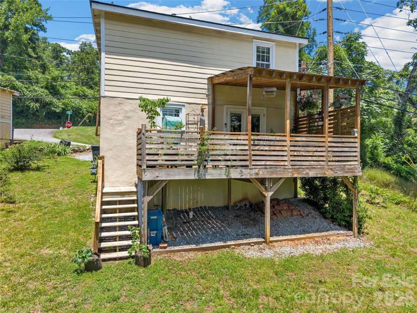 144 Howard Street, Tryon, NC 28782.  MLS# CAR4393484, YatesRealty ID 31447. 