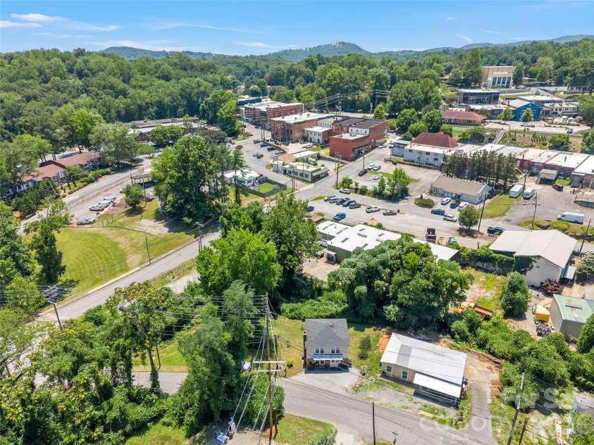 144 Howard Street, Tryon, NC 28782.  MLS# CAR4393484, YatesRealty ID 31447. 