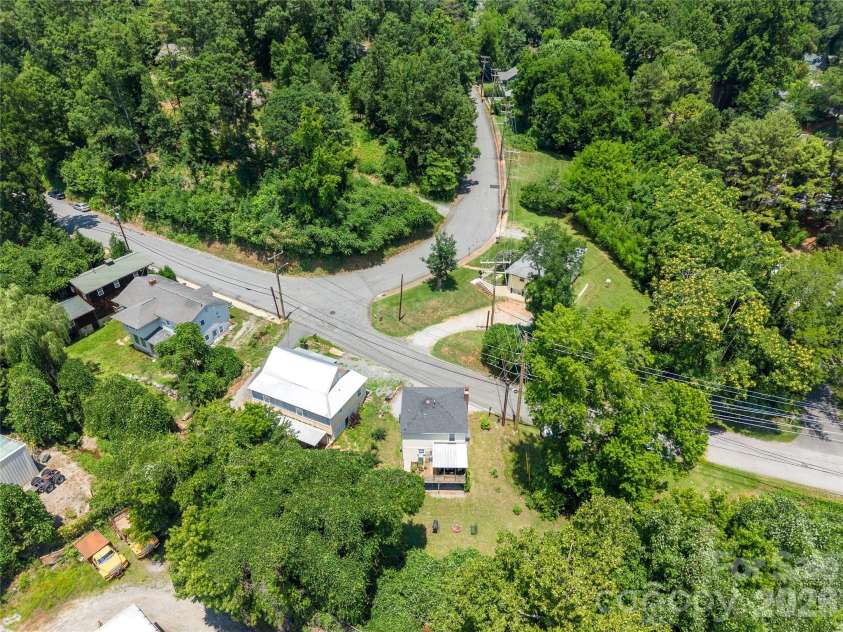 144 Howard Street, Tryon, NC 28782.  MLS# CAR4393484, YatesRealty ID 31447. 