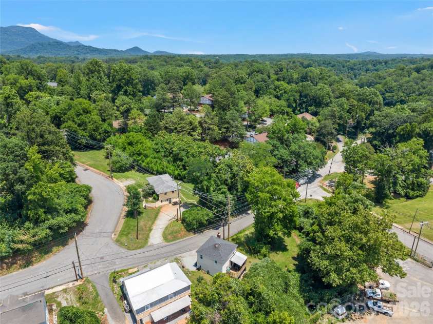 144 Howard Street, Tryon, NC 28782.  MLS# CAR4393484, YatesRealty ID 31447. 