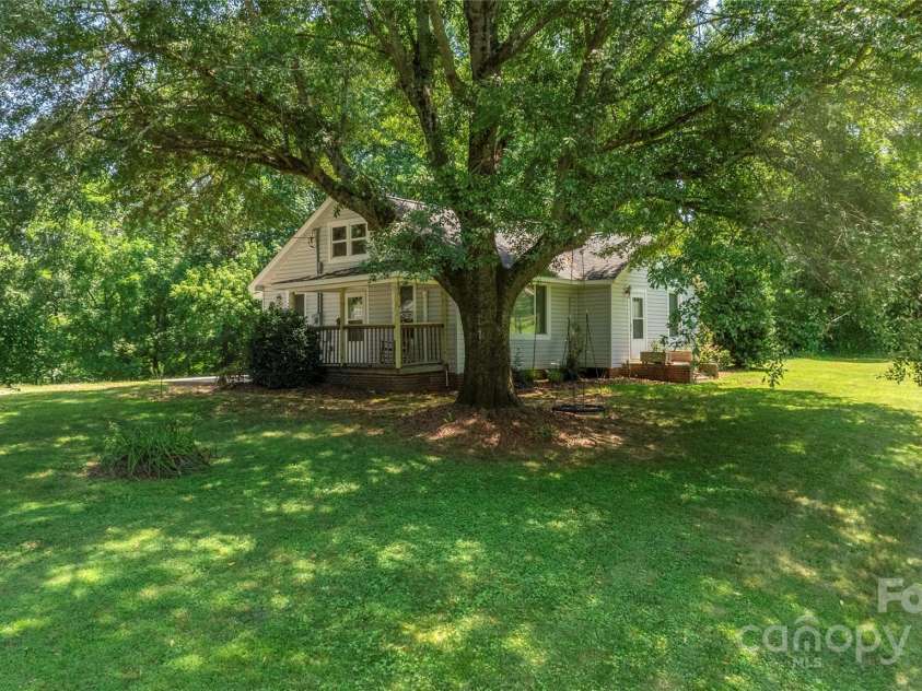 2770 St James Church Road, Newton, NC 28658.  MLS# CAR4283875, YatesRealty ID 31447. 