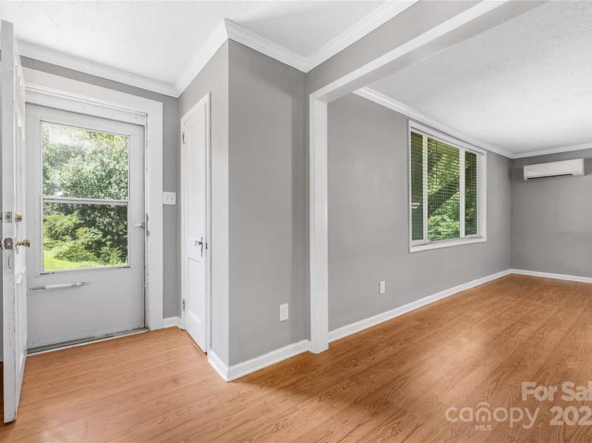 2770 St James Church Road, Newton, NC 28658.  MLS# CAR4283875, YatesRealty ID 31447. 