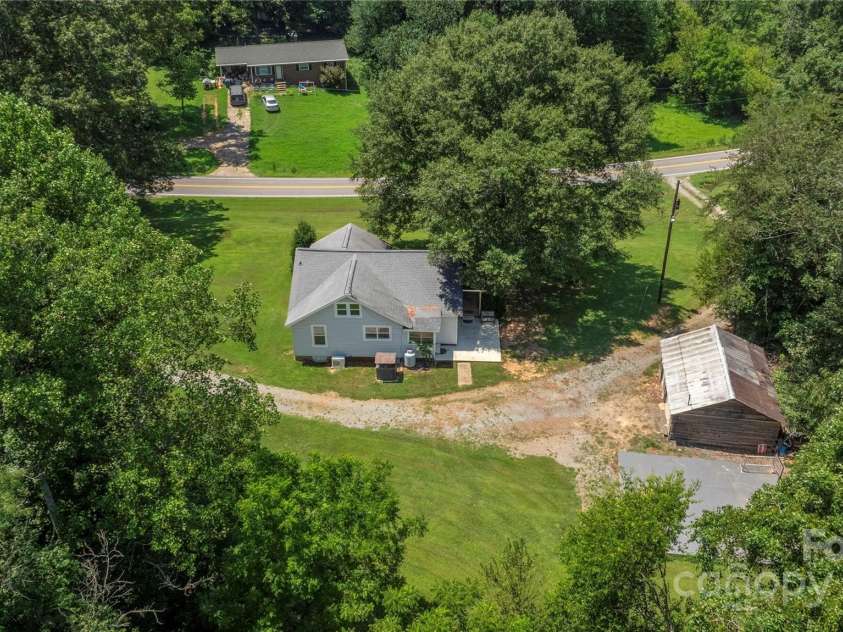 2770 St James Church Road, Newton, NC 28658.  MLS# CAR4283875, YatesRealty ID 31447. 