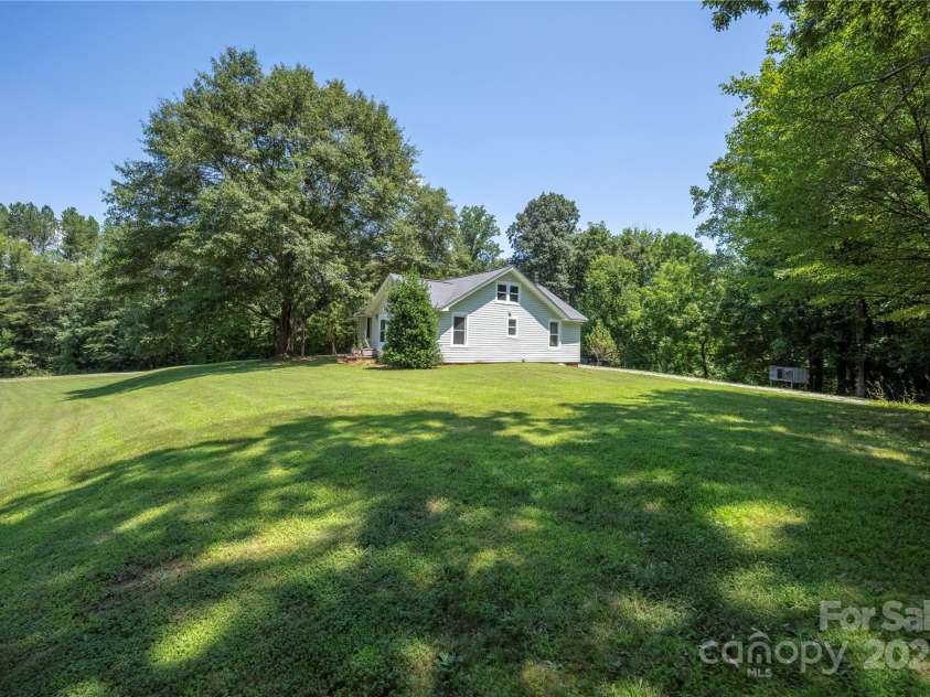 2770 St James Church Road, Newton, NC 28658.  MLS# CAR4283875, YatesRealty ID 31447. 