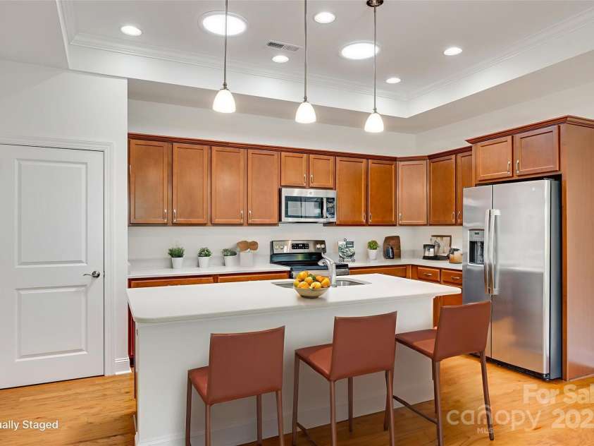 2261 Lincolnshire Lane, Waxhaw, NC 28173.  MLS# CAR4268622, YatesRealty ID 31448. 