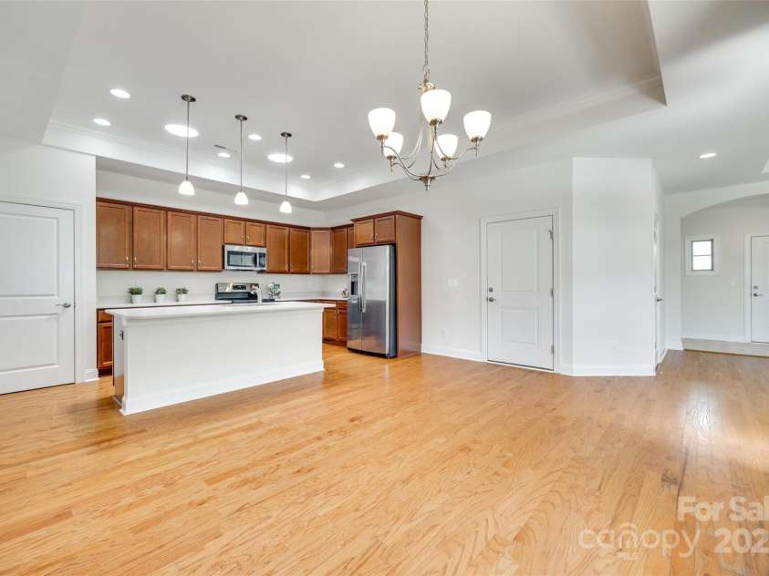 2261 Lincolnshire Lane, Waxhaw, NC 28173.  MLS# CAR4268622, YatesRealty ID 31448. 