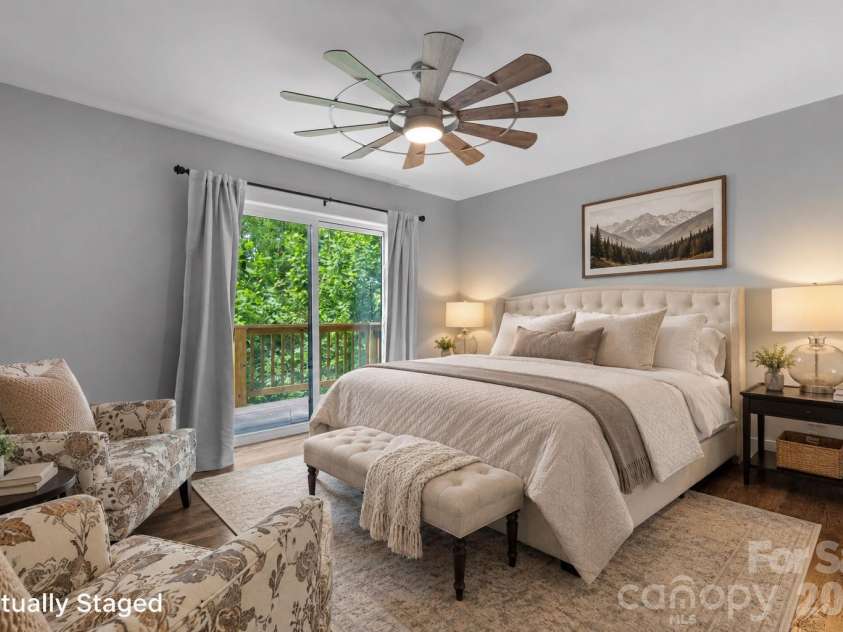 549 Clubhouse Drive, Banner Elk, NC 28604.  MLS# CAR4393499, YatesRealty ID 31448. 