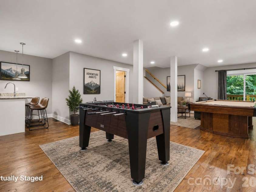549 Clubhouse Drive, Banner Elk, NC 28604.  MLS# CAR4393499, YatesRealty ID 31448. 