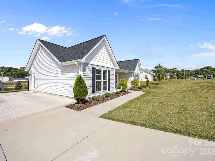 149 Tuscan Way, Lexington, NC 27295.  MLS# CAR4288019, YatesRealty ID 31449. 