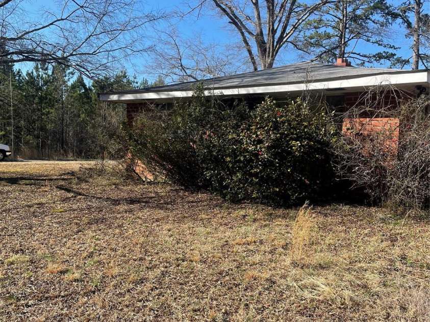 37254 BARNHARDT Road, New London, NC 28127.  MLS# CAR4228150, YatesRealty ID 3145. 