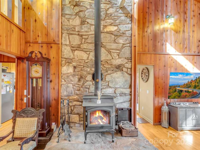 390 Echo Drive, Waynesville, NC 28786.  MLS# CAR4319138, YatesRealty ID 3145. 