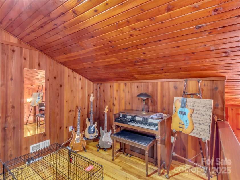 390 Echo Drive, Waynesville, NC 28786.  MLS# CAR4319138, YatesRealty ID 3145. 