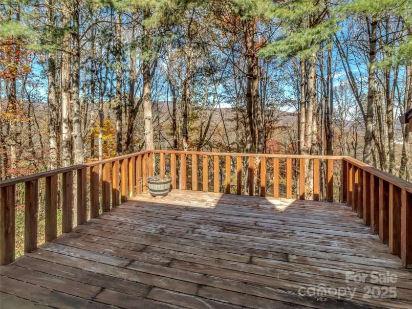 390 Echo Drive, Waynesville, NC 28786.  MLS# CAR4319138, YatesRealty ID 3145. 