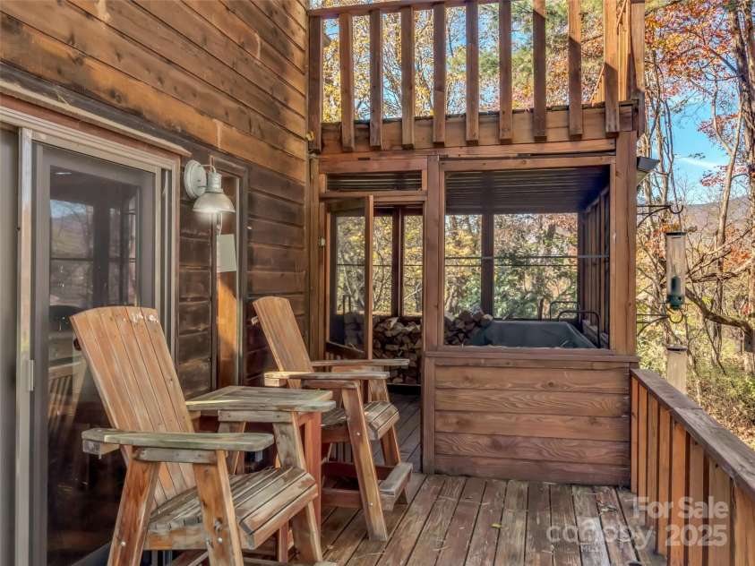 390 Echo Drive, Waynesville, NC 28786.  MLS# CAR4319138, YatesRealty ID 3145. 